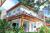 Casa com churrasqueira